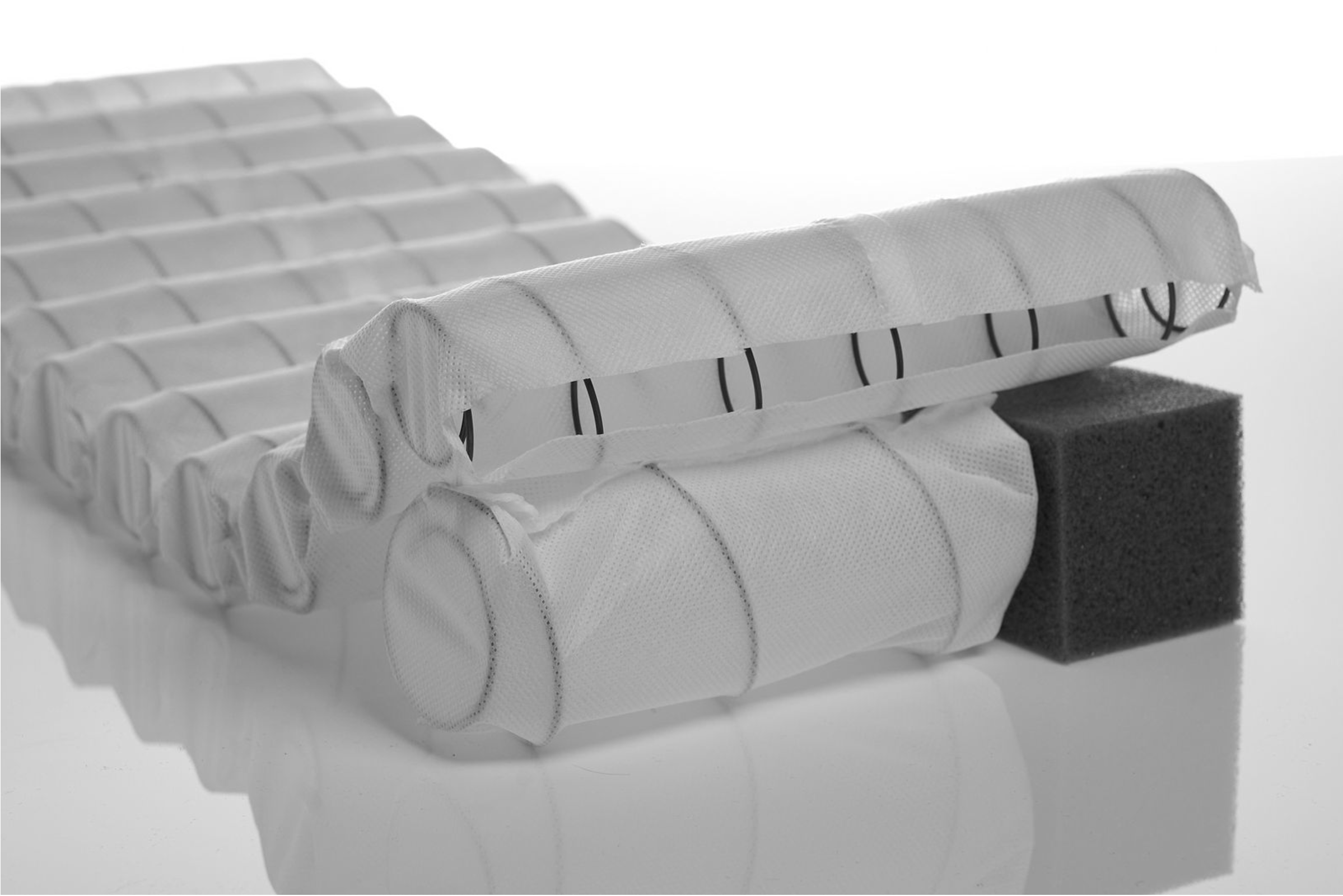 Latex Mattress vs Hybrid - Which Is Right for You?